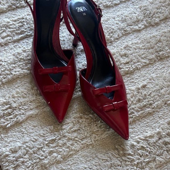 Zara Red Heels - Picture 5 of 7